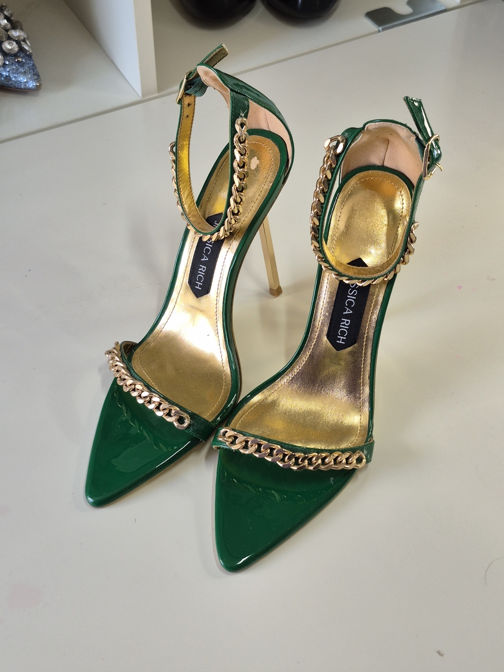 Green Patent Chain-Trim - Picture 3 of 7
